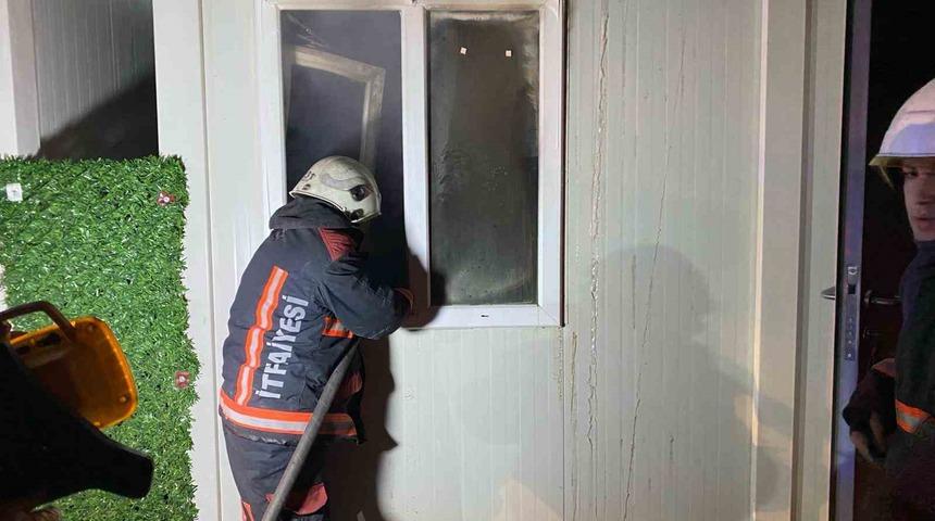 Malatya’da korkutan konteyner yangını