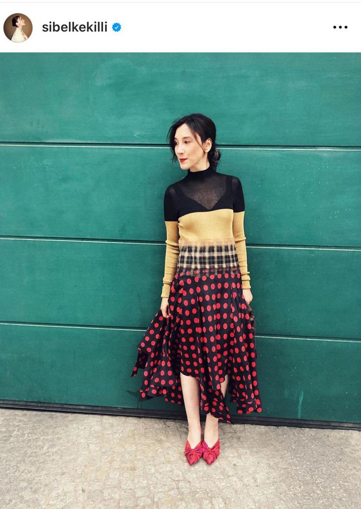 Duvara Karşı ile hafızalara kazındı! Cinsel içerikli taciz mesajları sonrası Türkiye'yi engellemişti... Sibel Kekilli'nin son hali G4