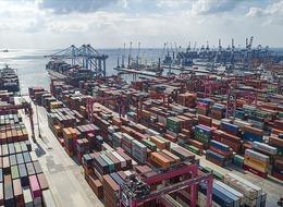 2023'te dış ticaret açığı düştü