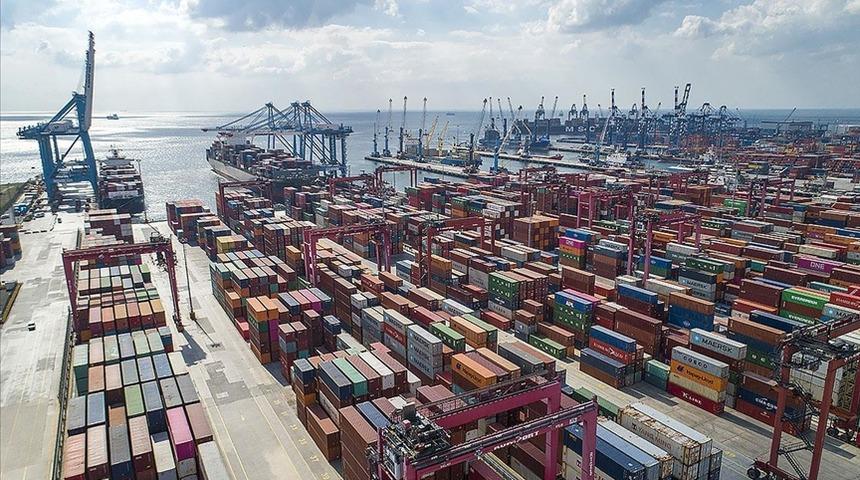 2023'te dış ticaret açığı düştü