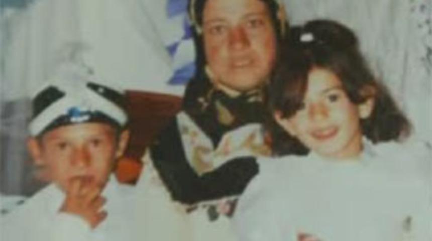 4 yaşındaki kızın g&ouml;zleri &ouml;n&uuml;nde intihar!