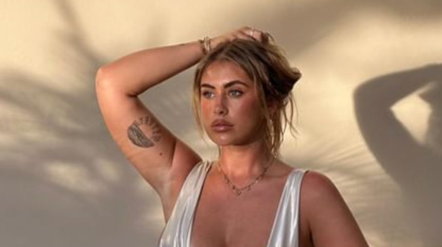 Sosyal medya fenomeni Ariella Nyssa sevgilisiyle aşka geldi! 'Erken Sevgililer Günü' diyerek dudağa dudağa pozlarını paylaştı