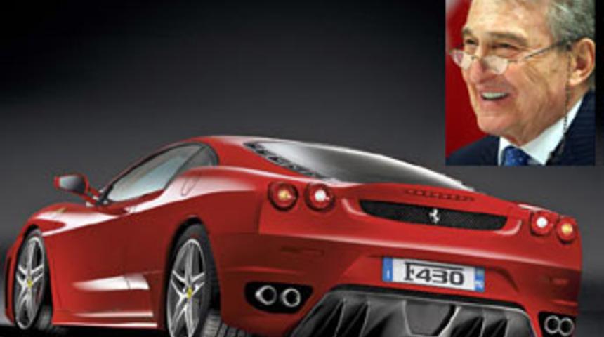 Rahmi Ko&ccedil;'tan doğum g&uuml;n&uuml; hediyesi Ferrari