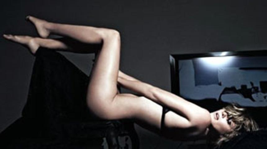 En seksi anne nefes kesti