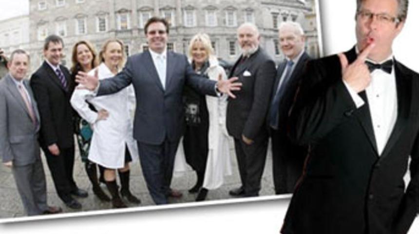 &Uuml;nl&uuml; sunucu evinde &ouml;l&uuml; bulundu