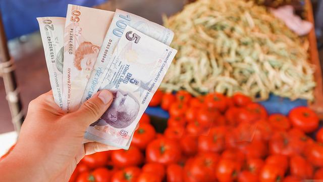 Emeklisi memuru asgari ücretlisi! Şimdiden herkesin gözü Ocak 2024 enflasyonunda! İyi ve kötü senaryo hesaplandı, Mayıs ayında zirve