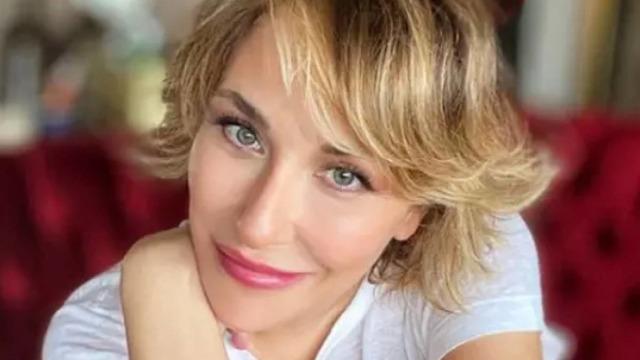 Gülse Birsel'in yüzündeki değişim dikkat çekti! Gayet doğal durmuş güle güle eskisin...