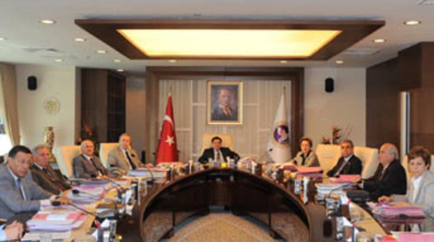 Anayasa Mahkemesi'nden s&uuml;rpriz karar