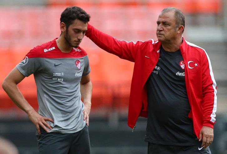 Yunanistan'da eleştirilerin hedefindeydi! Fatih Terim imza sonrası ilk kez konuştu G4