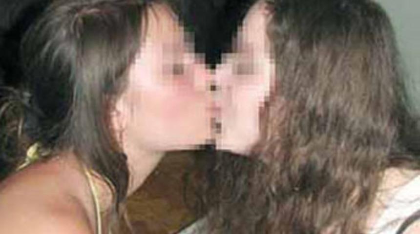 Eskişehirli velileri isyan ettiren pozlar!