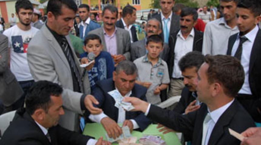 Hakkari'de "başlık parası" kaldırıldı