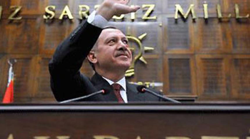 Erdoğan'dan İn&ouml;n&uuml;'ye Hitler benzetmesi