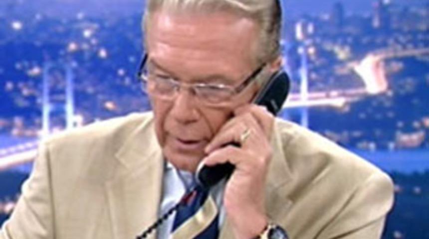 Uğur D&uuml;ndar'a telefon şoku