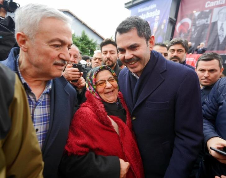 İstanbul'da hangi aday önde? Murat Kurum mu Ekrem İmamoğlu mu? DEM Parti ve YRP aday çıkarırsa... Kaç puan fark olduğunu canlı yayında açıkladı G2