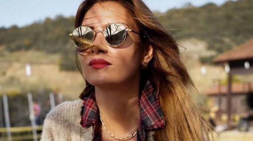 Pınar Altuğ kayakta verdiği pozlarla gündem oldu! "Hayat sana güzel"