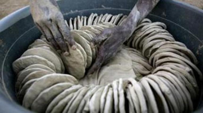 Topraktan &ccedil;ikolata