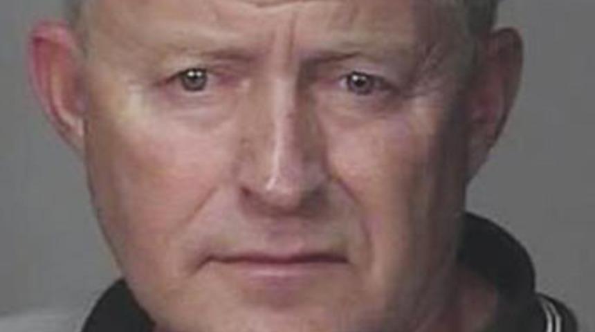 Kızının odasına kamera yerleştirdi