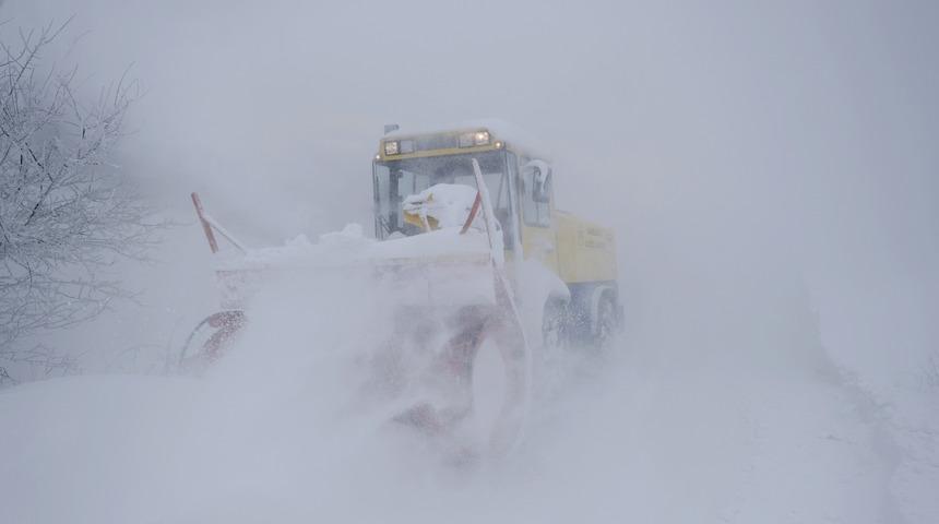 Kırklareli'nde kar yağışı etkisini kaybetti, kapalı köy yolu kalmadı