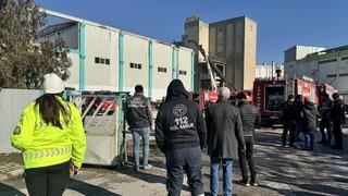 Gaziantep'te tekstil fabrikasında çıkan yangın söndürüldü