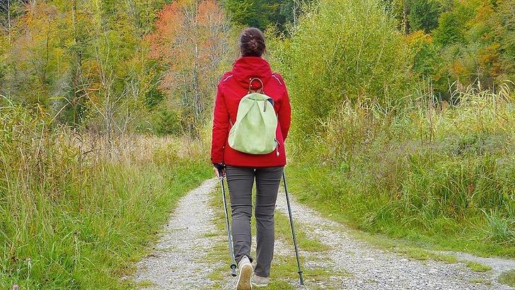 'Her duş alma sırasında...' Kadınlar için o yaşı işaret ederek uyardı! 'Mutlaka yaptırılmalı' G3