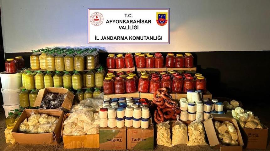 Jandarmadan sahte zeytin yağı ve kaçak gıda maddesi operasyonu