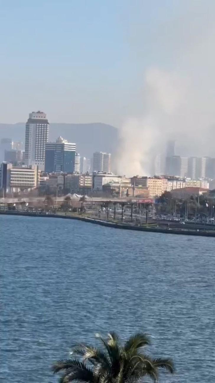 İzmir'de Korkutan Dakikalar! Kemeraltı'ndaki Yangın Büyüdü, Dumanlar ...