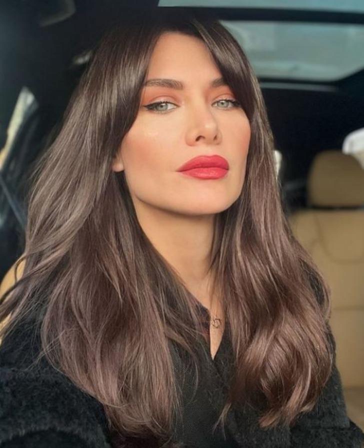 Nefise Karatay yıllara meydan okuyor! Kızı Maya ile kayakta pozlarına yorum yağdı G3