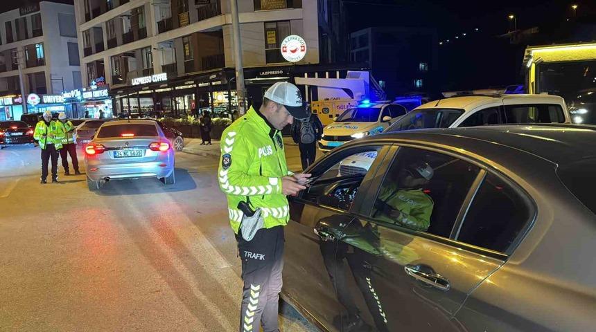 Sıkı denetimler s&uuml;r&uuml;yor: 41 araca 156 bin lira ceza