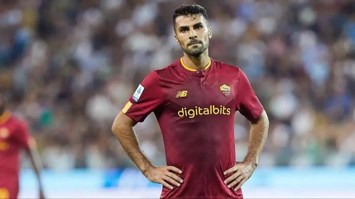 Roma'nın '11 milyon Euro' opsiyonu sonrası, Galatasaray masadan kalktı! Zeki Çelik transferi iptal... G3