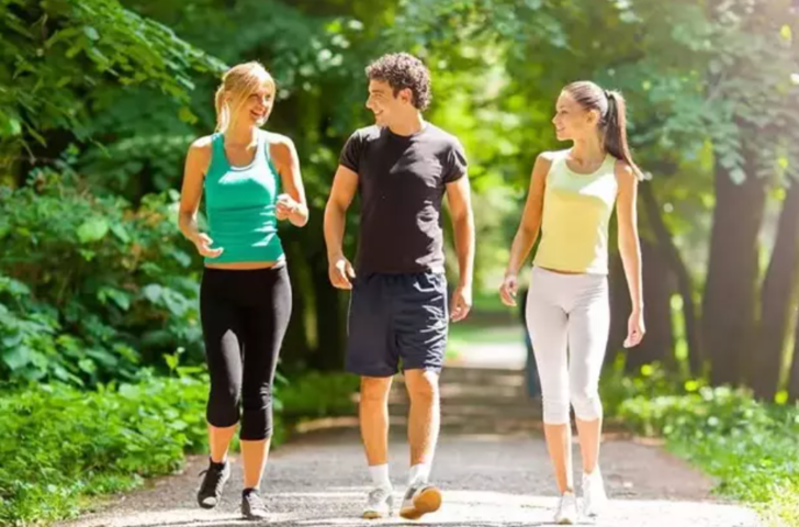 ERKEKLER KADINLARA ORANLA DAHA ÇOK YÜRÜYÜŞ YAPIYOR