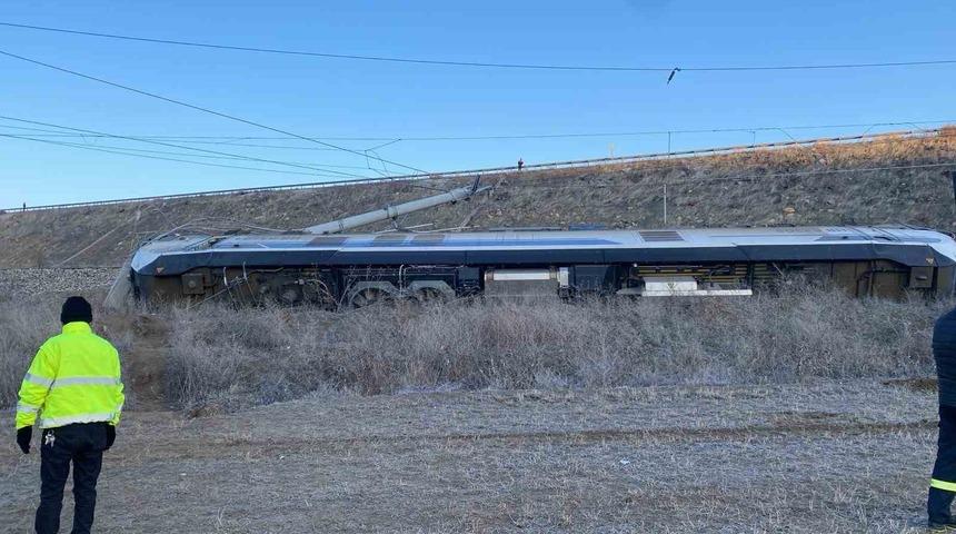 Kırıkkale'de tren raydan çıktı, yürekler ağza geldi