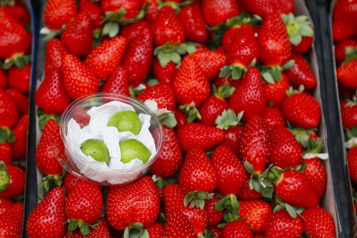 'Altın alsalar daha karlı bence' Tanesi 100 TL! Şehir dışından gelip 3 tane alıp dönüyorlar... Anne adayları için satışa çıktı G5