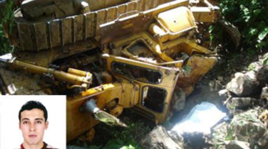 Dozerin altında kalan m&uuml;hendis &ouml;ld&uuml;