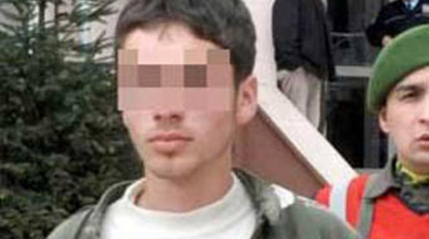 Hem annem hem kızkardeşimle deyip!..