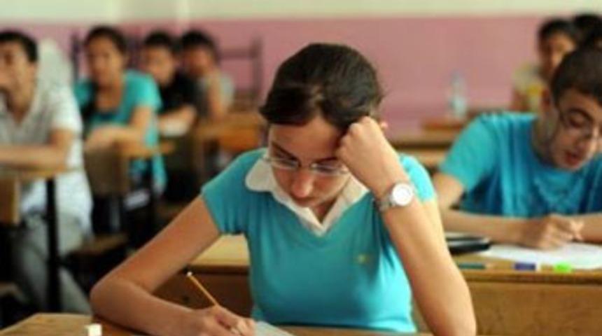 Dildeki değişikliği sınavda &ouml;ğrendiler