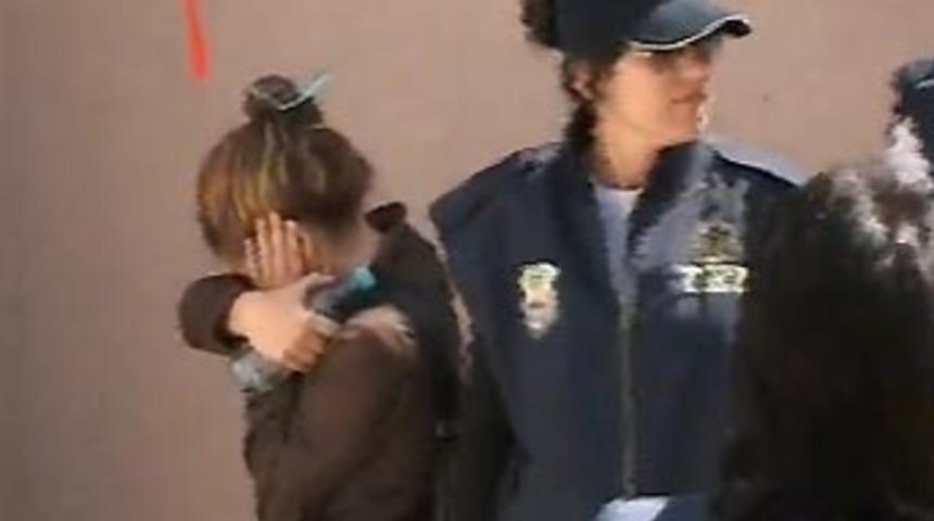 Emniyete bomba şoku