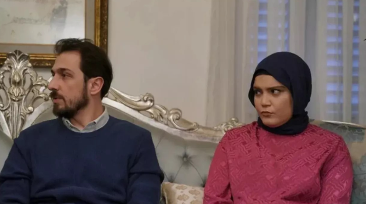 Öpüşme krizi yaşandığı iddia edilmişti... Kızılcık Şerbeti Doğukan Güngör'den kafaları karıştıran Sıla Türkoğlu hamlesi! G5