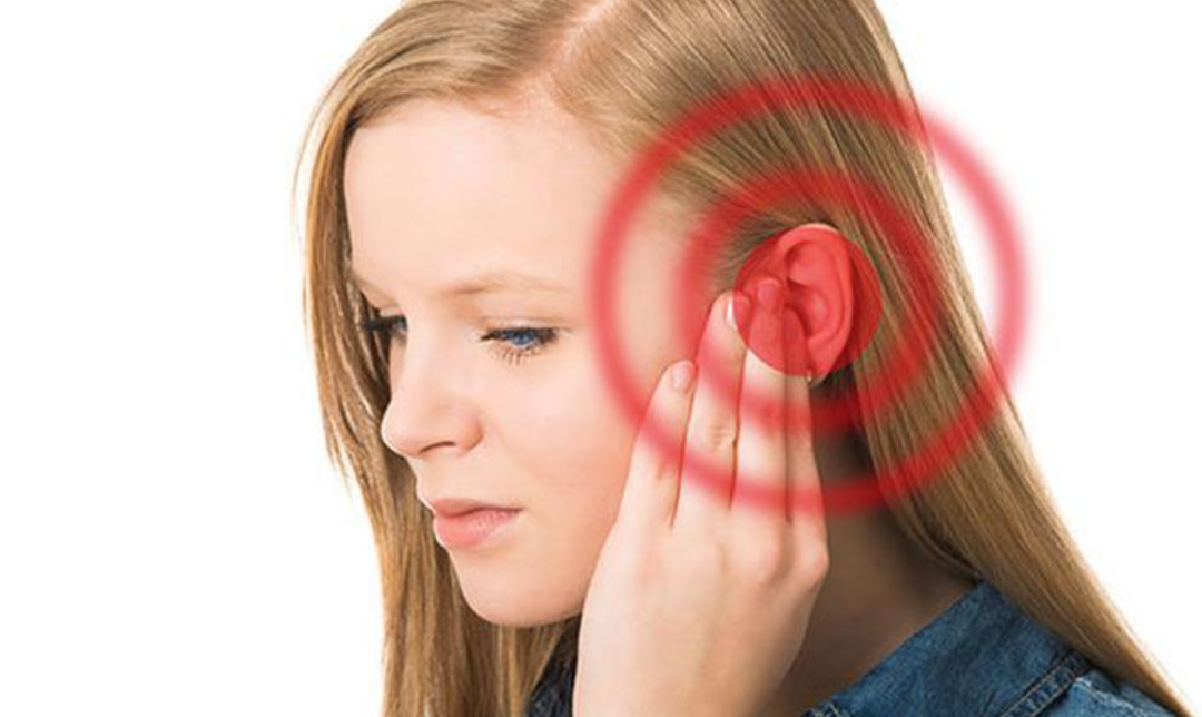 Aman dikkat işitme kaybına neden oluyor! Sık yapılan o hatadan ka&ccedil;ının