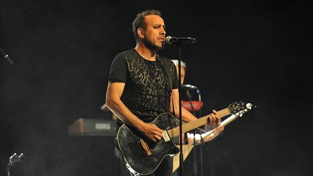 Ünlü sanatçı Haluk Levent hastaneye kaldırıldı! 