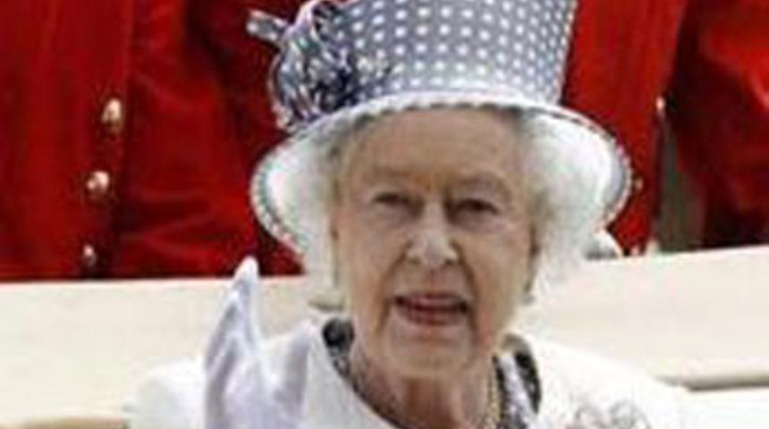 Krali&ccedil;e'nin maaşını kestiler