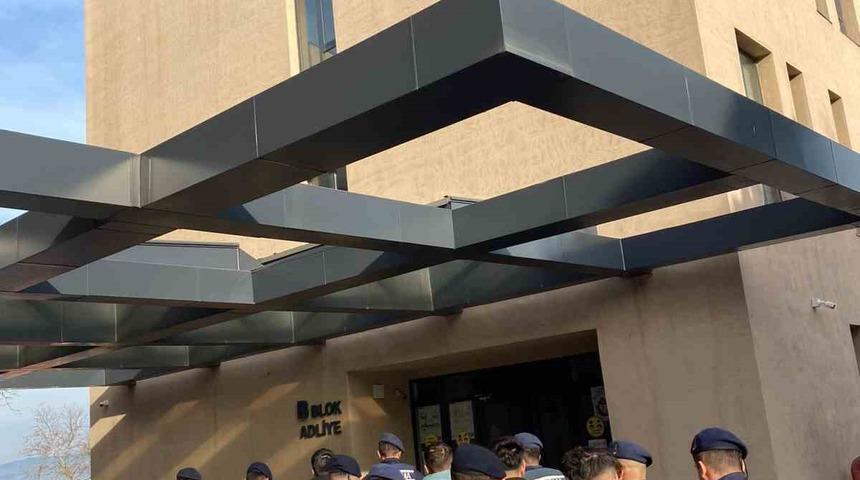 Çanakkale’de kablo hırsızlığı şüphelileri yakalandı