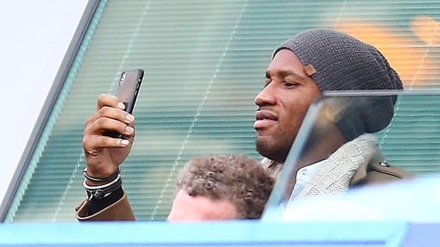 Galatasaray Sacha Boey'in yerini dünya yıldızı ile dolduruyor! Drogba telefon açtı: Teklifi kabul et!