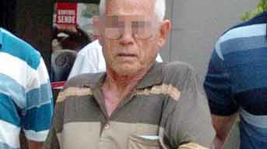 11 yaşındaki &ccedil;ocuğa tecav&uuml;z ederken yakalandı