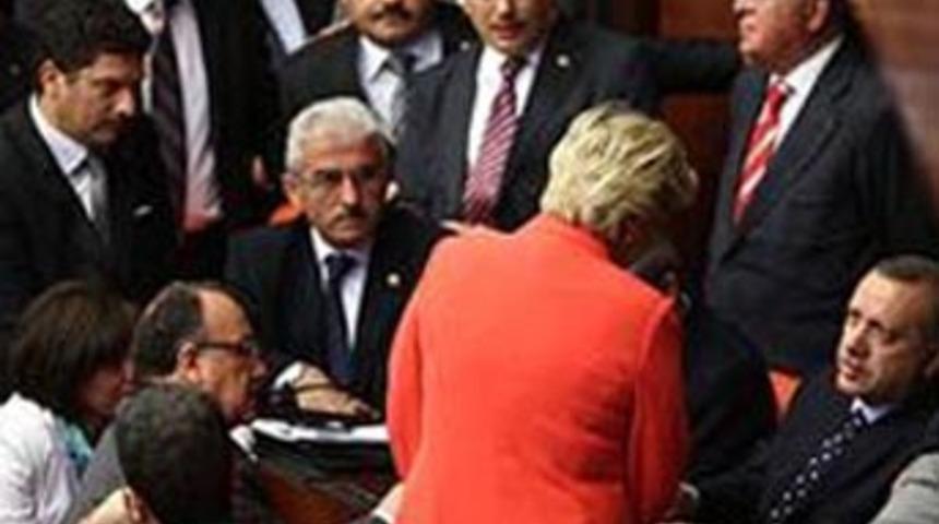 Erdoğan'ın Manukyan'a jesti