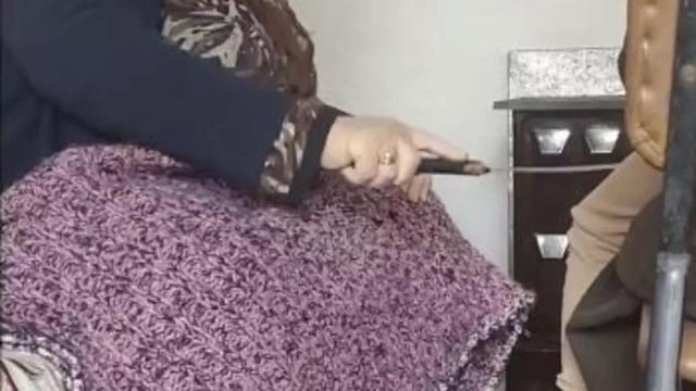 Kesici aleti ve tuhaf sesiyle tanınan sahtekar bakanlığı harekete geçirdi! Güya şifa dağıtıp bir de para alıyordu