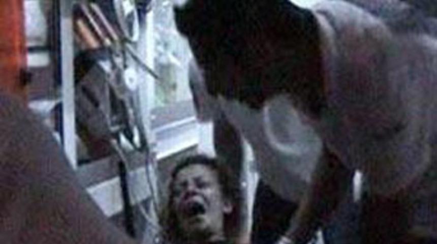 Apartmanda baltalı kavga