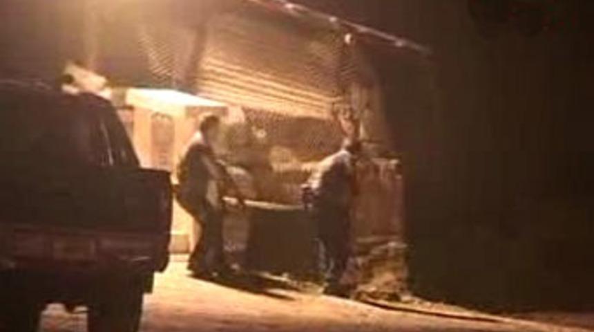 Ter&ouml;ristlerle &ccedil;atışma anı!