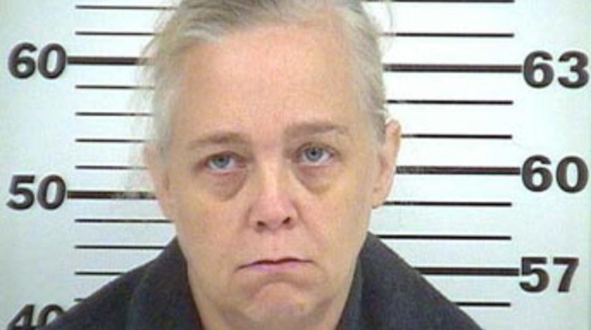 Kızı, sevgilisiyle sevişirken videoya &ccedil;ekti