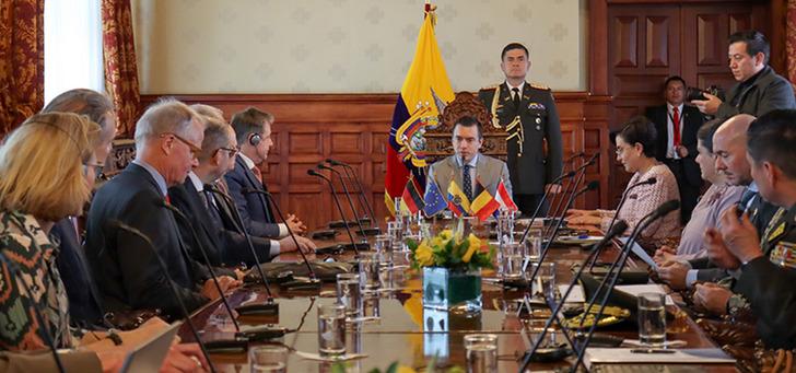 Rusya ve ABD arasında yeni kriz! Putin’i kızdıracak hamle bu kez Ekvador’dan geldi… G1