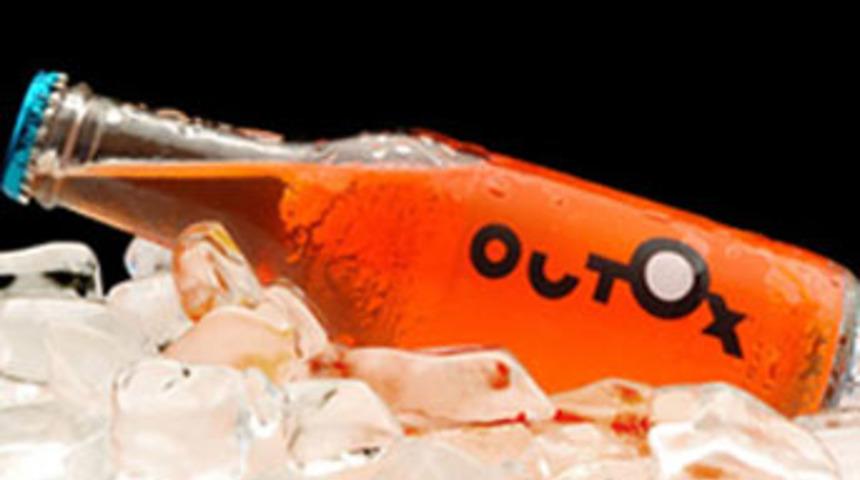 Alkol&uuml; sıfırlayan i&ccedil;ecek ortalığı karıştırdı